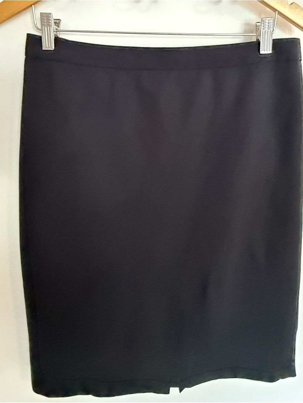 Sleek Black Women's Pencil Skirt